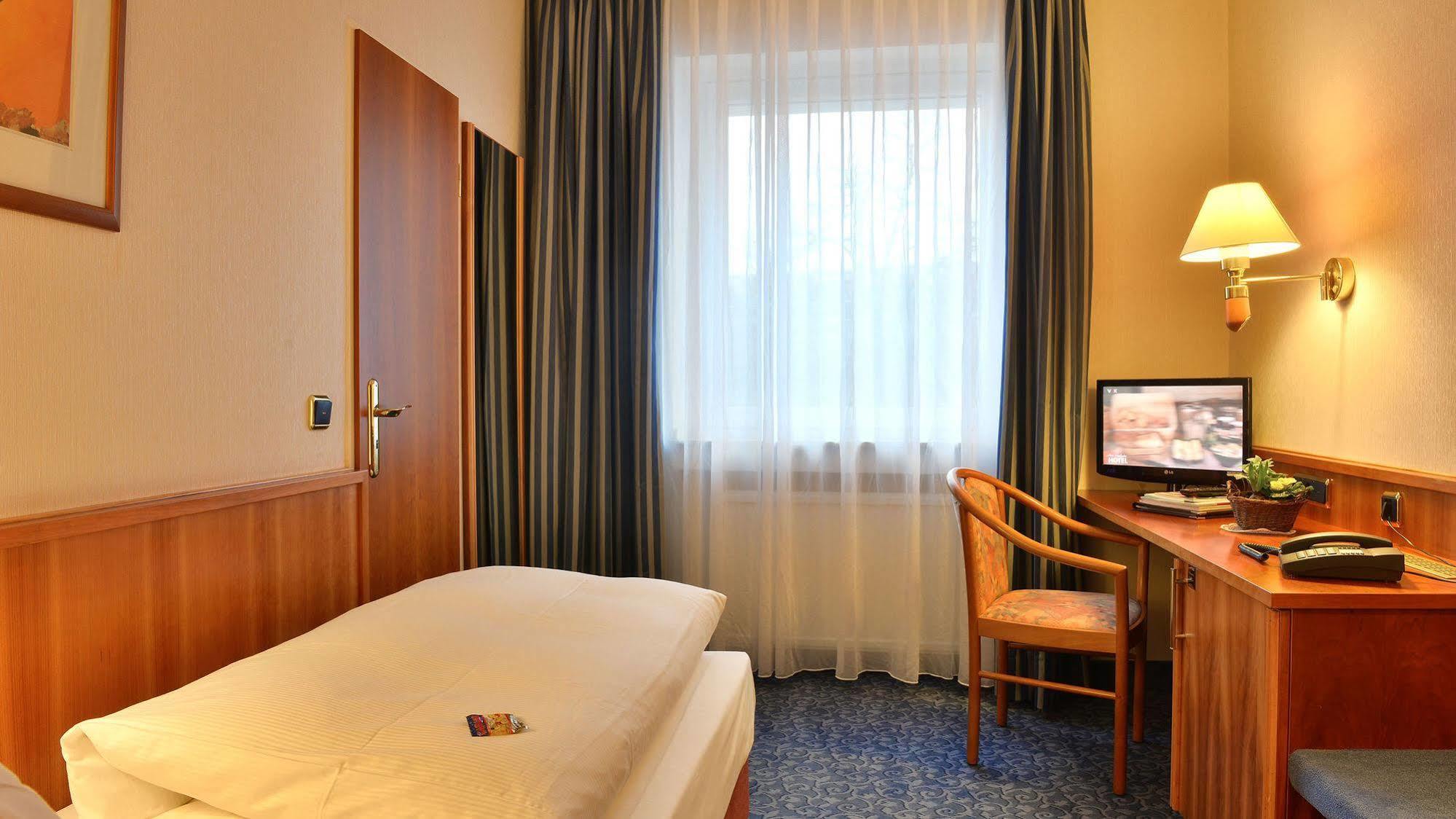 Hotel Ilbertz Garni Köln Dış mekan fotoğraf